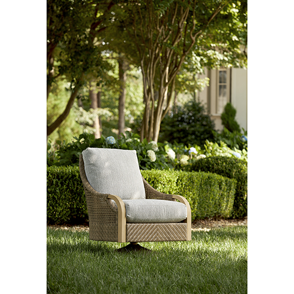LANE VENTURE Edgewood Swivel Rocker Lounge Chair