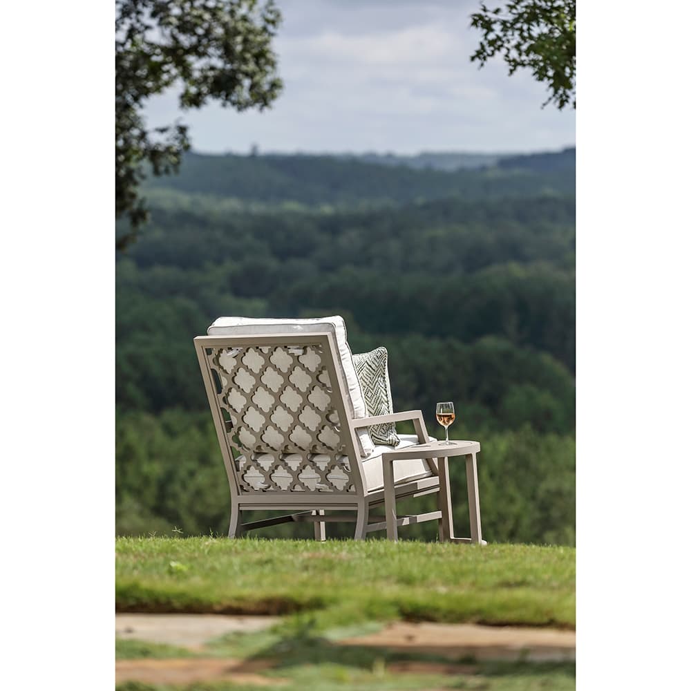 LANE VENTURE Willow Lounge Chair