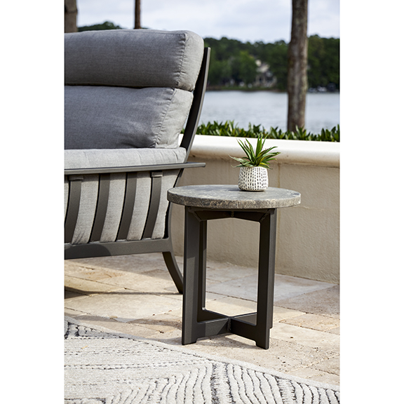 LANE VENTURE Foley Round End Table