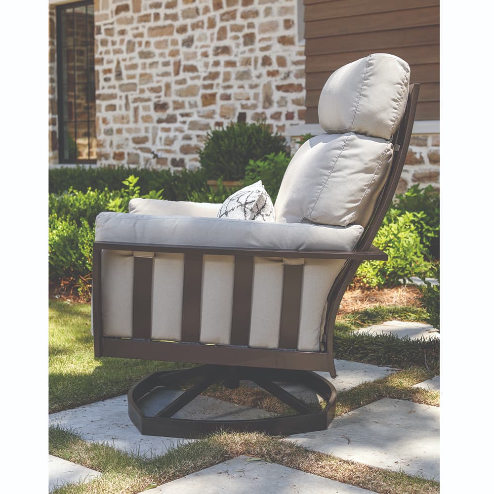 LANE VENTURE Smith Lake Luxe Swivel Rocker