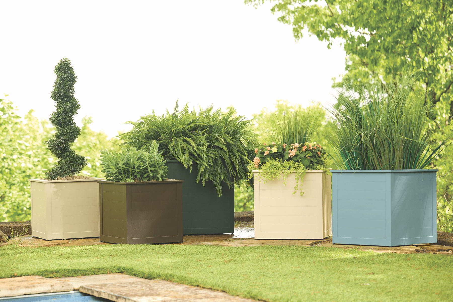 LANE VENTURE Winterthur Garden 28in Large Garden Planter