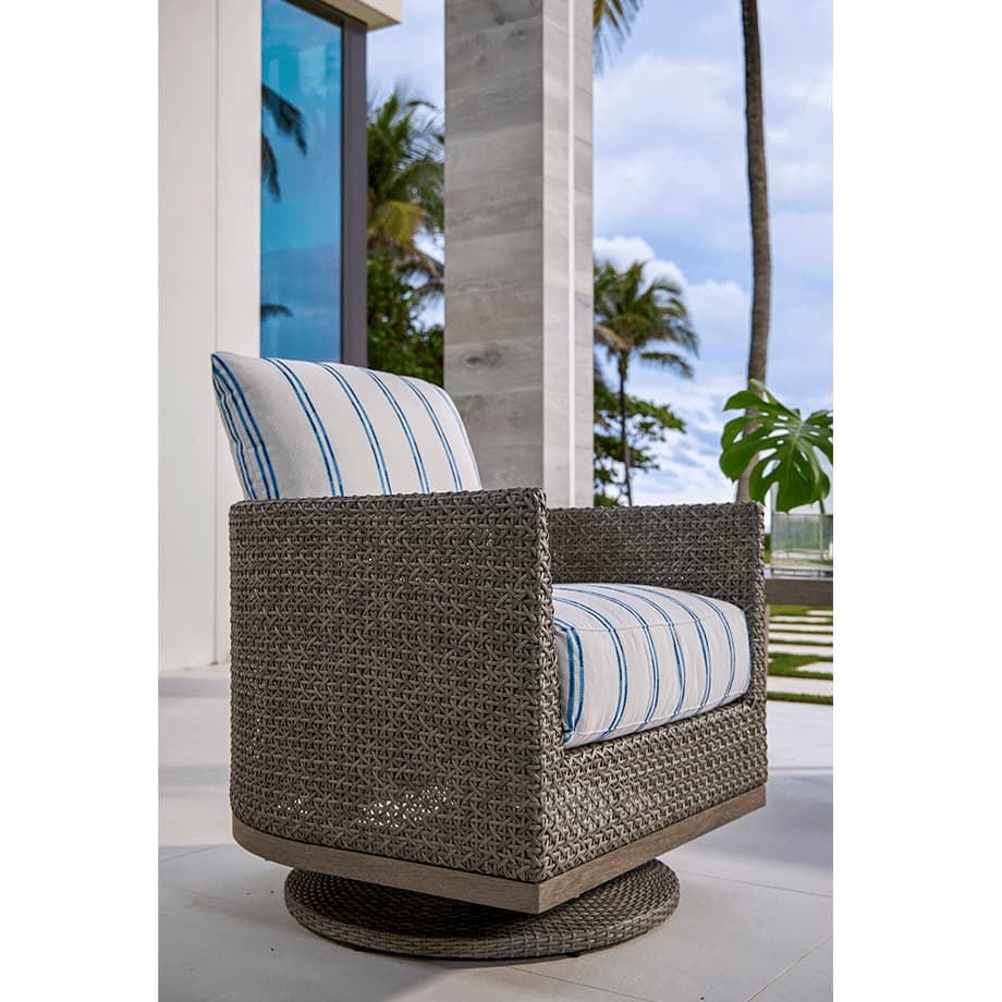 LANE VENTURE Lenox Hill Swivel Rocker Chair