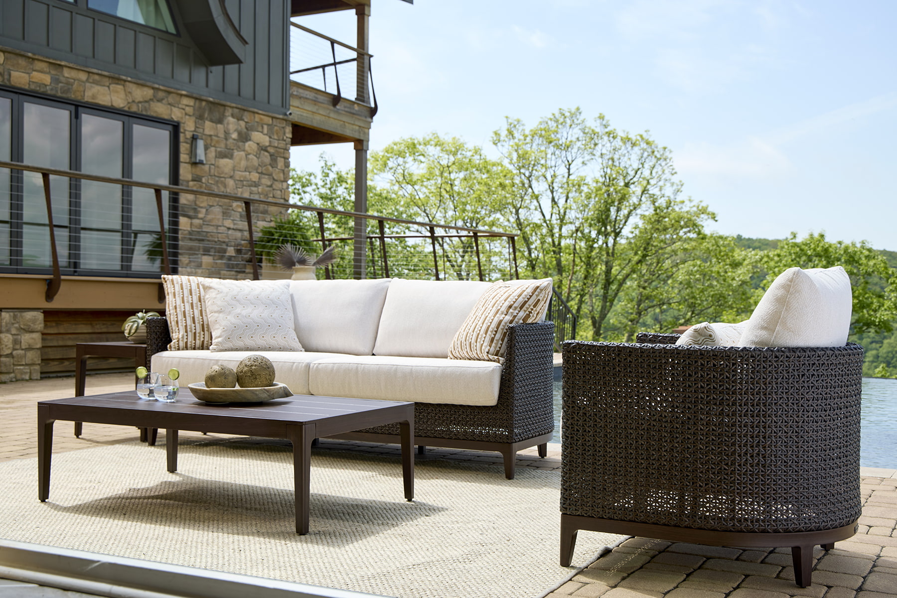 LANE VENTURE Lenox Hill Lounge Chair