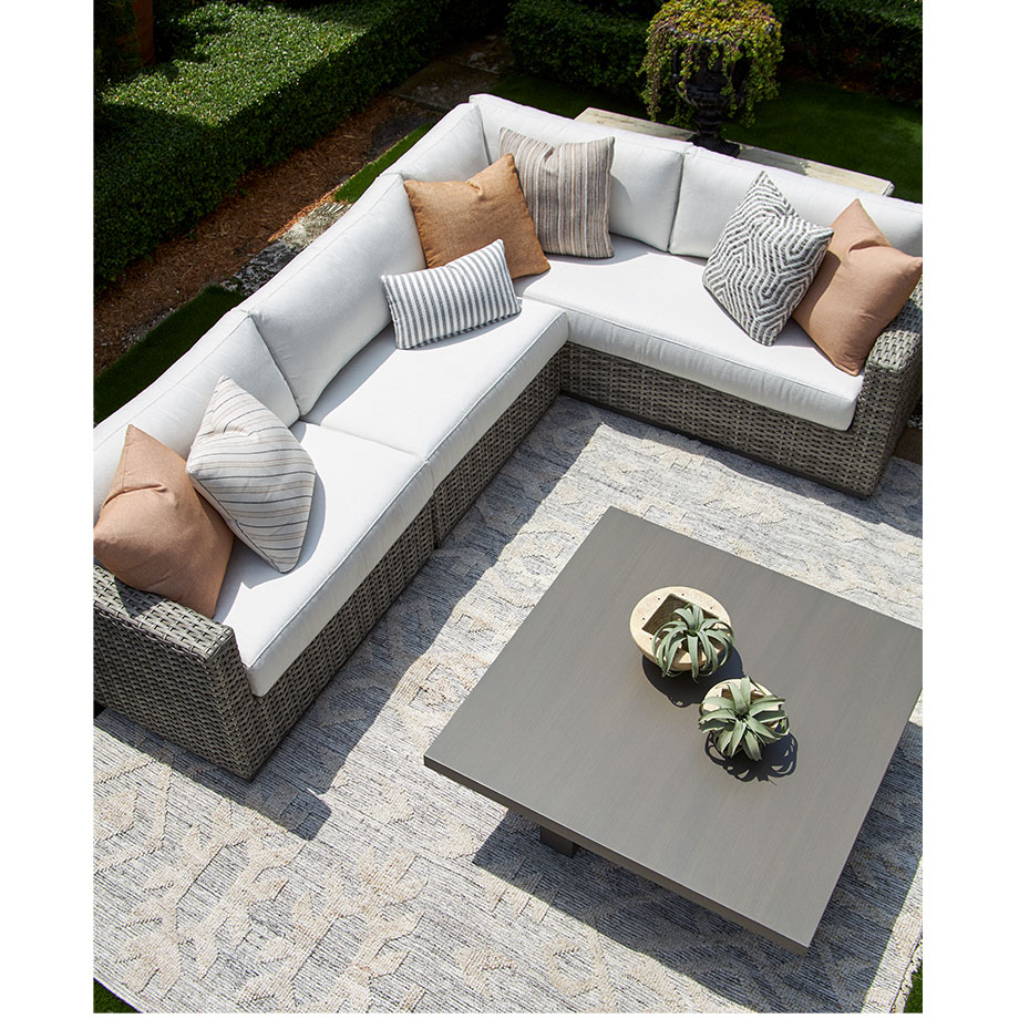 LANE VENTURE Hyannis RAF Return Sofa