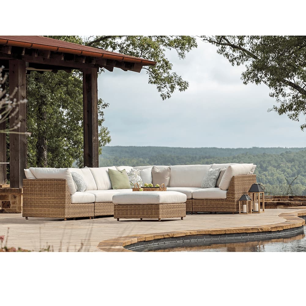 LANE VENTURE Campbell Corner Chair