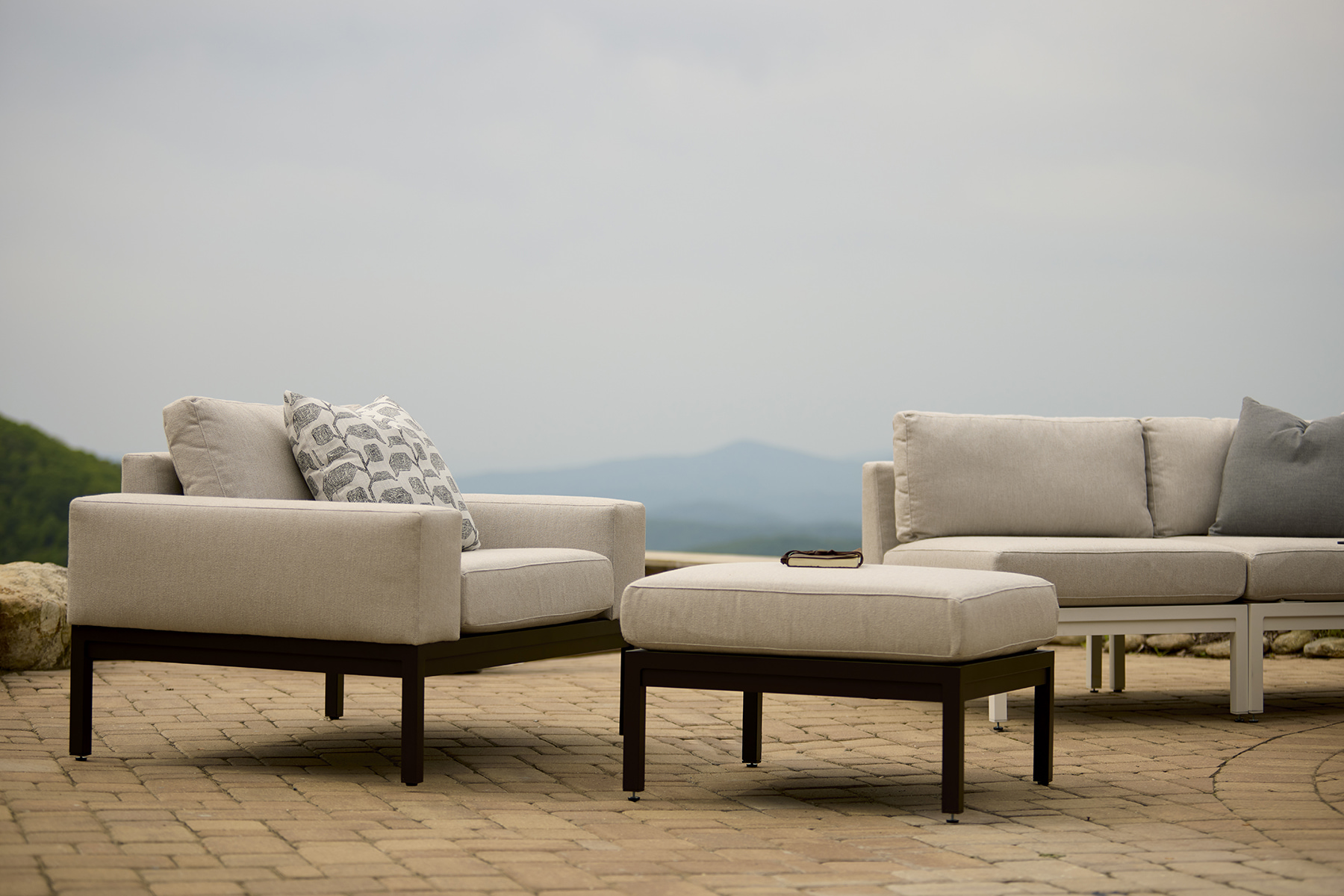 LANE VENTURE Bespoke Modular Lounge Chair