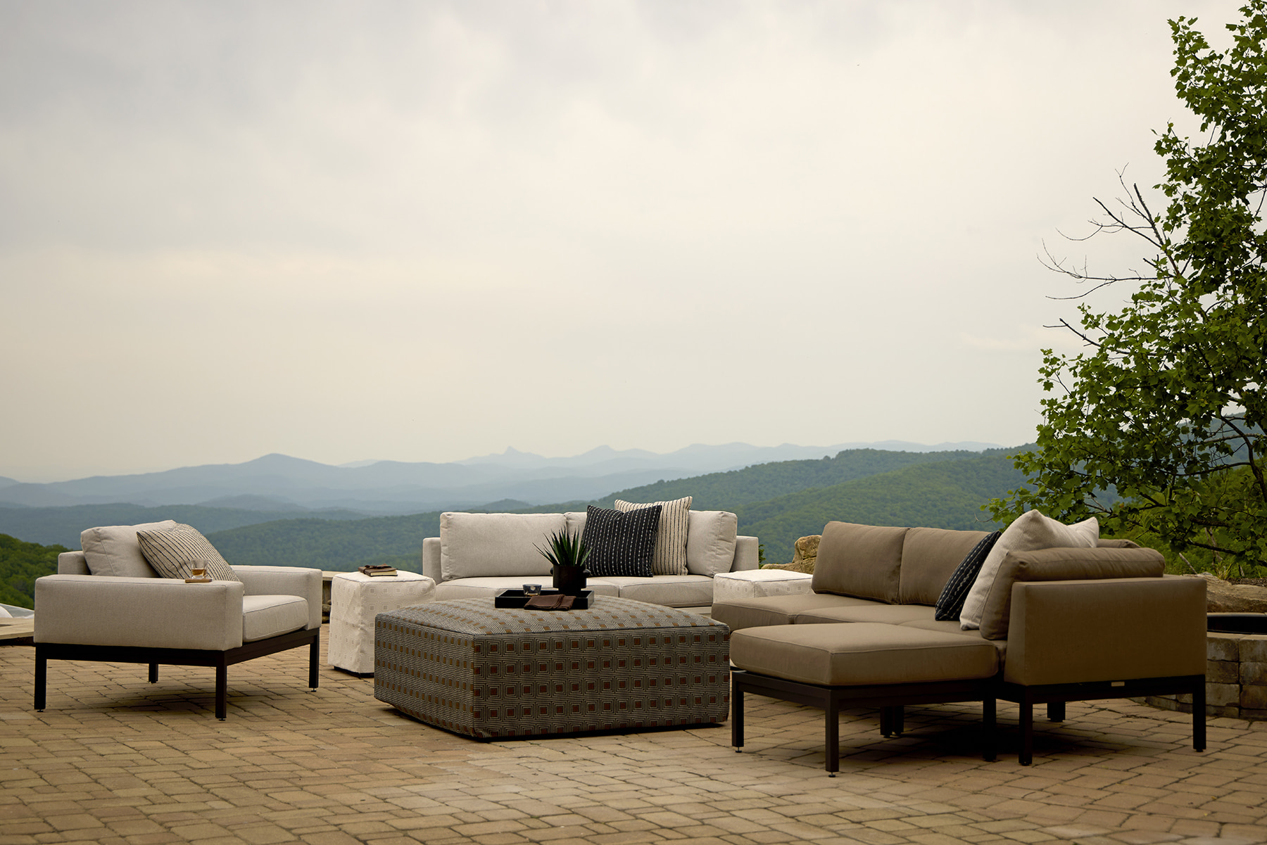 LANE VENTURE Bespoke Modular Lounge Chair