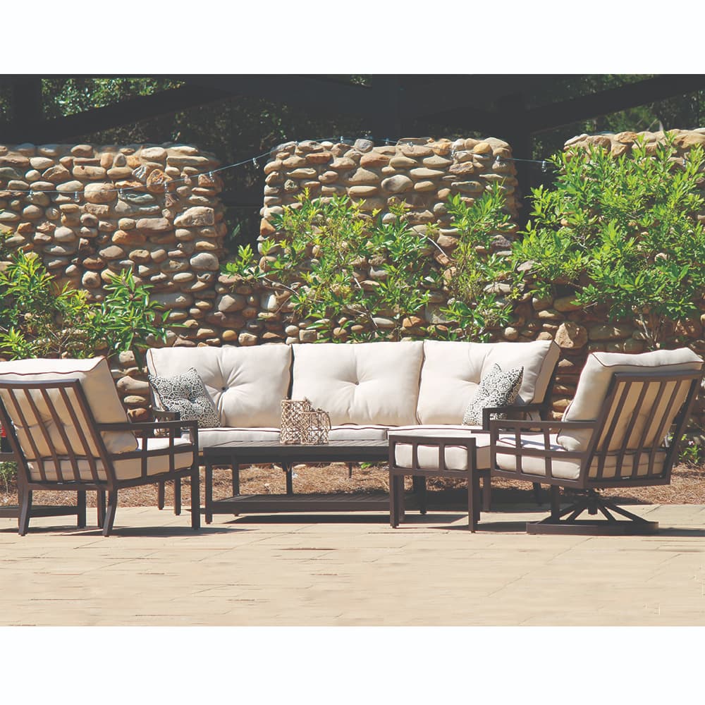 LANE VENTURE Walden Isle Cushion Swivel Lounge Chair