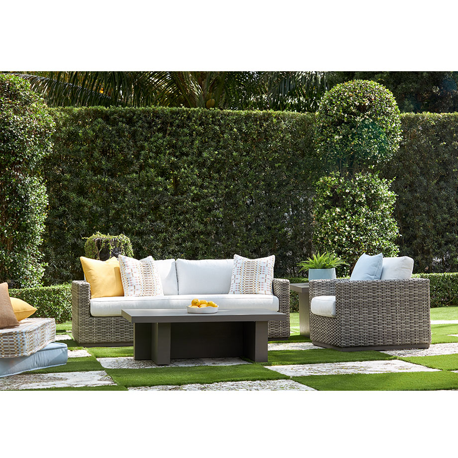 LANE VENTURE Hyannis Rectangular Cocktail Table